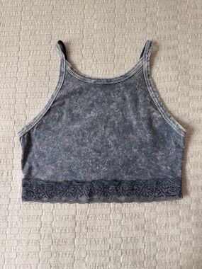 Washed Blue Lace-Hem Cropped Tank Top - Women